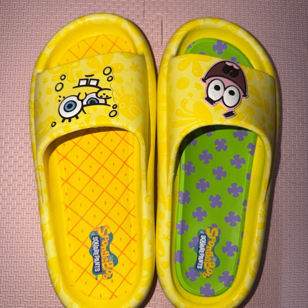 SpongeBob SquarePants Yellow Character Slippers